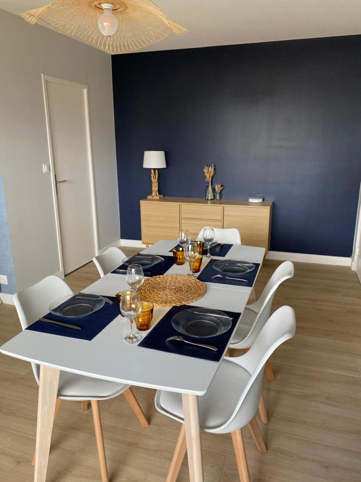 Appartement 65M2 Avec Balcon Vues Partielles Mer A 150M De La Plage Et Centre, Wifi Et Parking Prive Blonville-sur-Mer Exterior photo