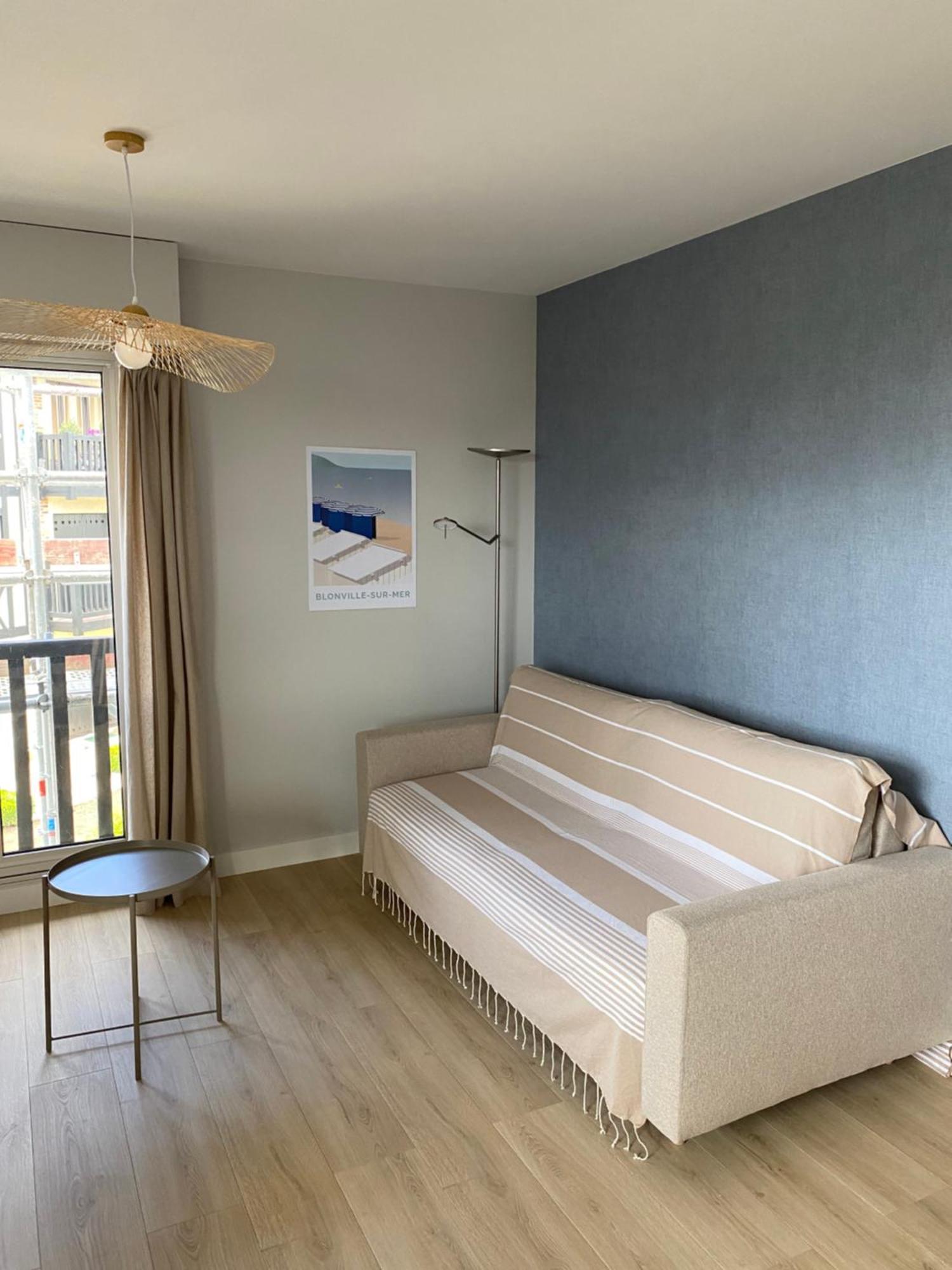 Appartement 65M2 Avec Balcon Vues Partielles Mer A 150M De La Plage Et Centre, Wifi Et Parking Prive Blonville-sur-Mer Exterior photo