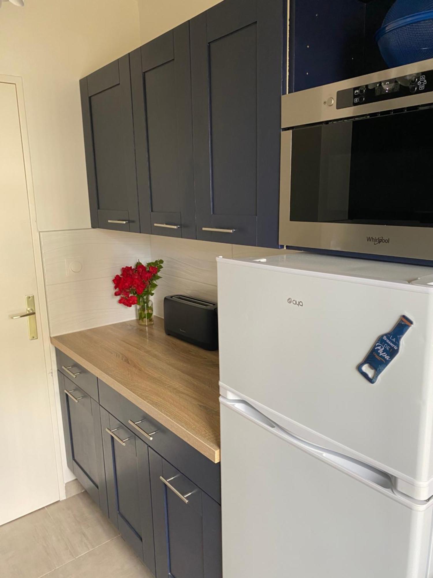 Appartement 65M2 Avec Balcon Vues Partielles Mer A 150M De La Plage Et Centre, Wifi Et Parking Prive Blonville-sur-Mer Exterior photo